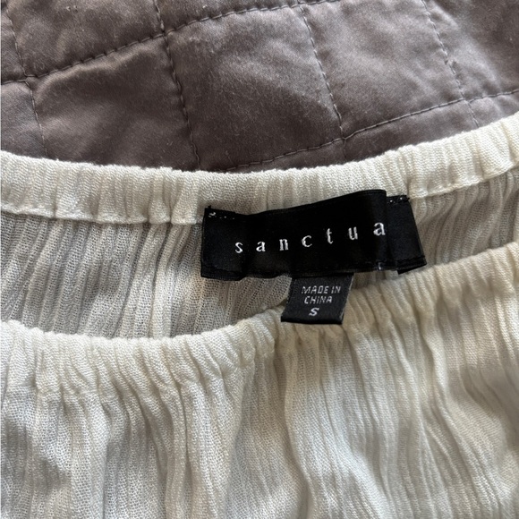 Sancuary lightweight gauze White Women's flutter Top - Picture 3 of 7